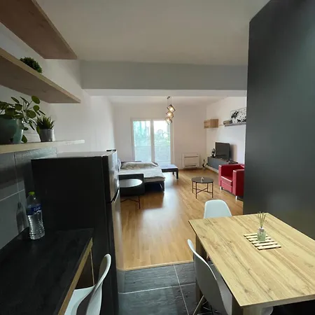 Corner 1 Apartamento *